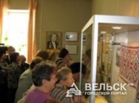 В Вельске открылась выставка о педагоге из семьи священника